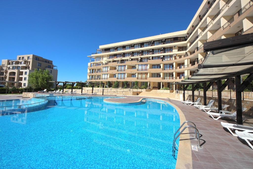 Menada Luxor Apartments Szveti Vlasz Kültér fotó